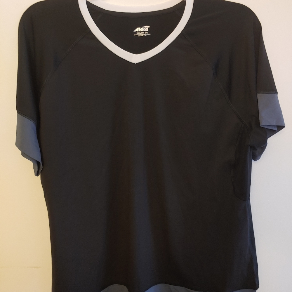 Avia workout shirt
